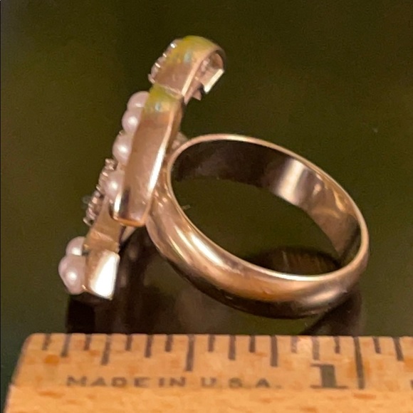 WOW POSHMARK - AUTHENTIC CHANEL Golden Festival & Concert Glamour Pearl Ring - Picture 11 of 16